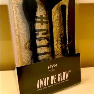 NYX Away We Glow 3 piece brush set with Makeup Bag